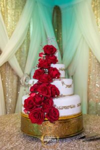 wedding venue decorations, quinceanera venue decorations, Quince Salon Decorations, mother father Daughter Quinceanera cake Majestic Ballroom @DFWC