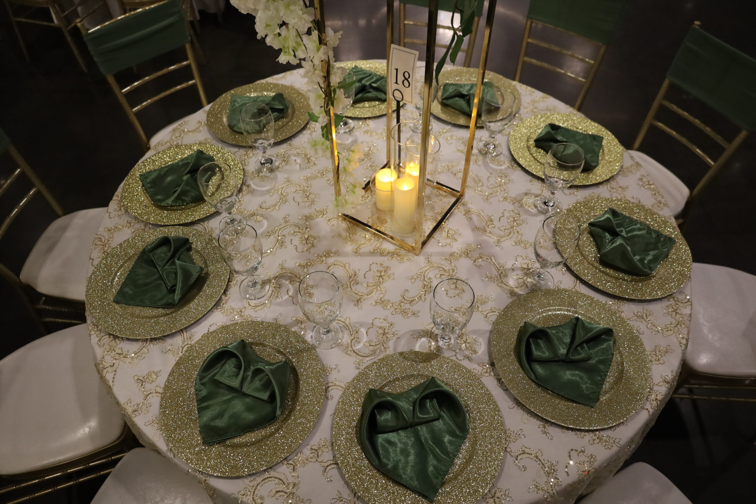 Wedding Reception, Wedding Venue, Full Bar, Amenities, Bride & Groom, Green and Gold color scheme, Tall centerpieces, white and cream flowers